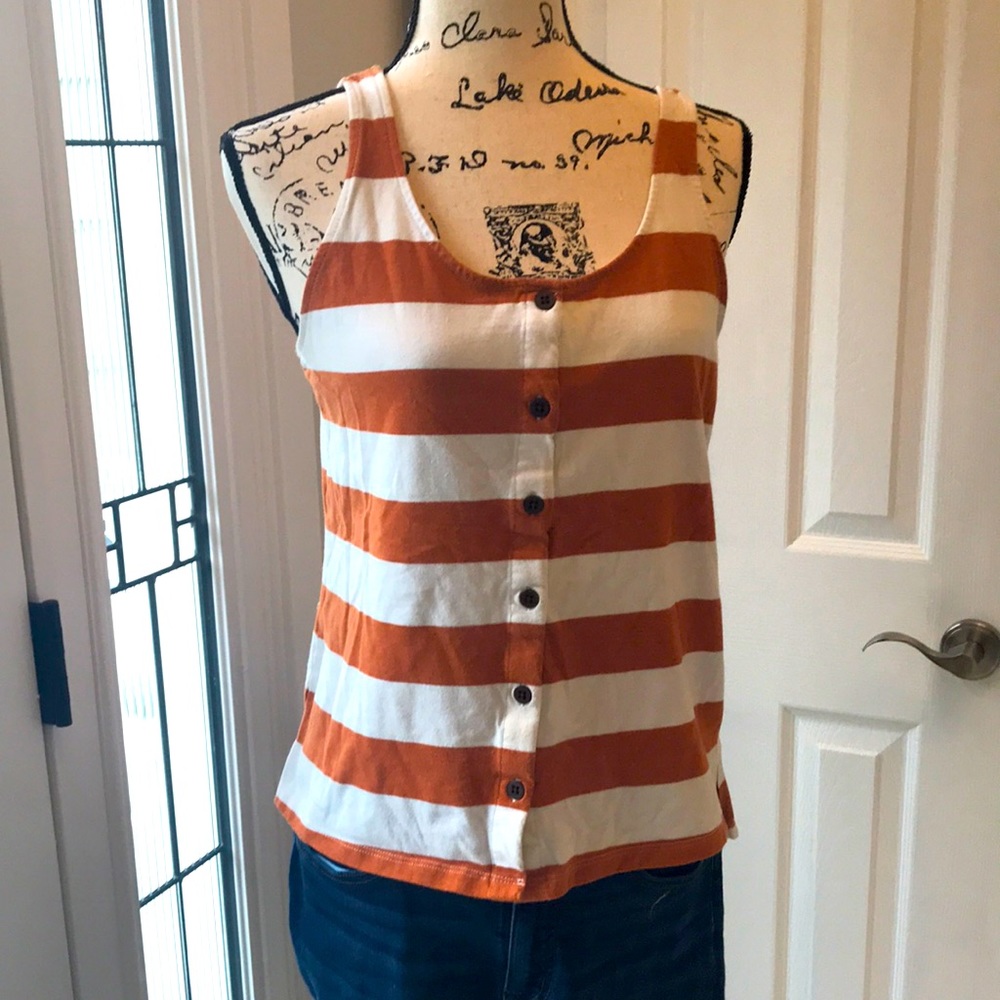 Universal thread top